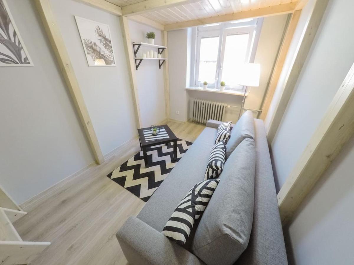 Rynek 20/21 -Cosy New Apartment On The Market Square - 4 Bedrooms - 8 People Wroclaw Luaran gambar
